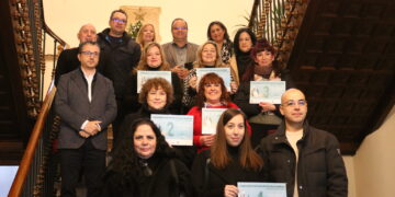 Premios Concurso de Escaparates Navideños 2024 en Guadalajara: Creatividad y Espíritu Comercial Local