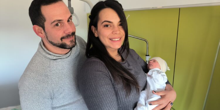 ABRIL primer bebe 2025 nacido en Guadalajara