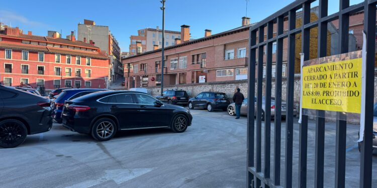 Cierre temporal del aparcamiento del Mercado de Abastos en Guadalajara por obras: Del 20 al 25 de enero de 2025