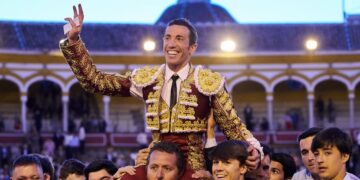 David de Miranda inaugura la temporada taurina 2025 en Valdesaz con un tentadero público en la Plaza de Toros de San Macario