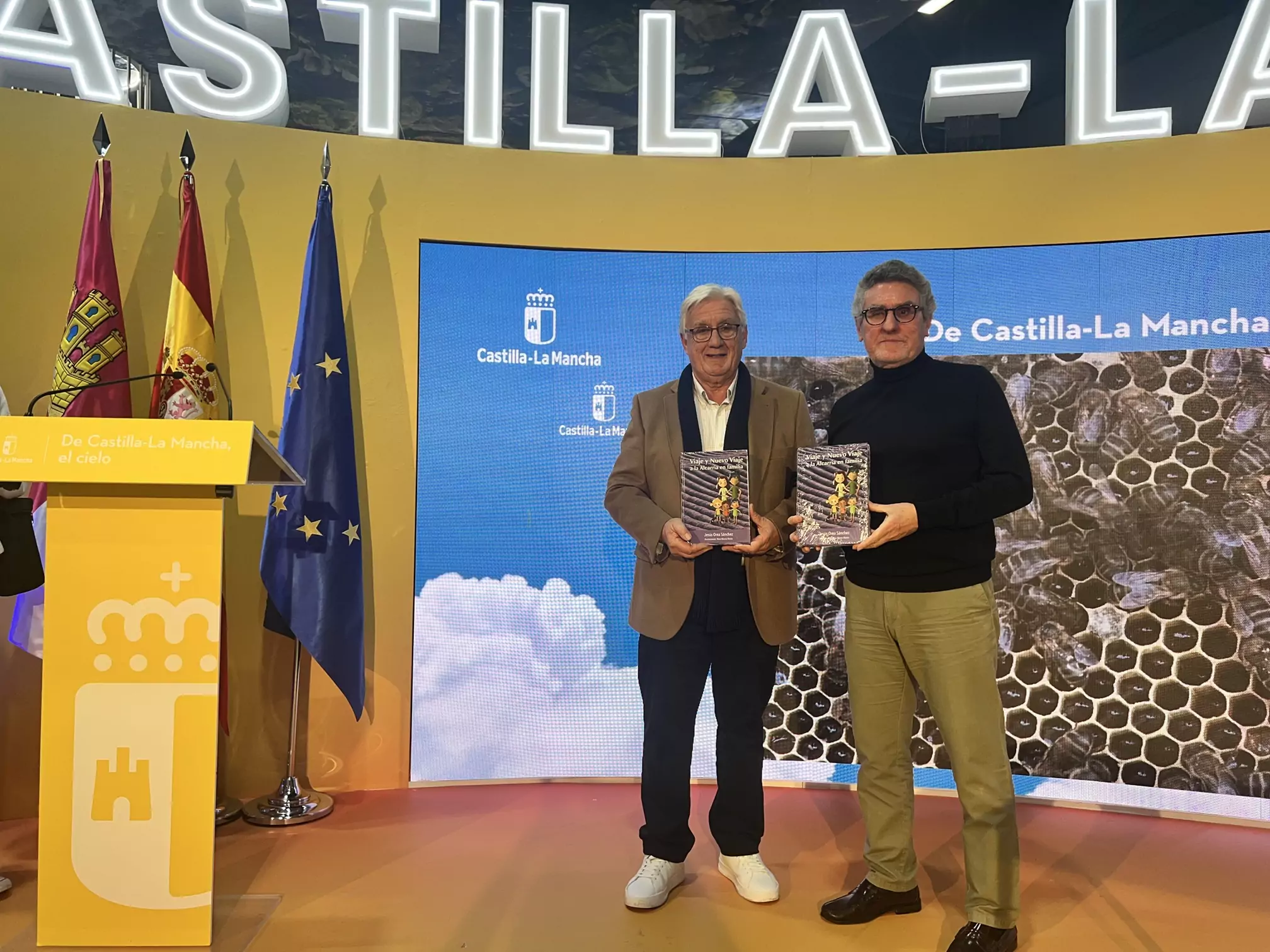 FADETA Promociona el Libro ‘Viaje y Nuevo Viaje a La Alcarria en Familia’ en FITUR 2025