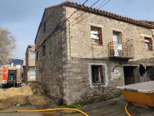 Incendio en Bustares: Actuación Rápida de Vecinos y Bomberos del CEIS Guadalajara