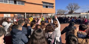 Alovera celebra el Día de la Paz con música y actividades para la educación en valores