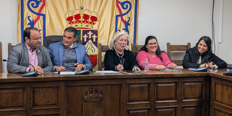 VOX refuerza su compromiso en El Casar con un nuevo acuerdo de Gobierno para mejorar estabilidad, seguridad e infraestructuras