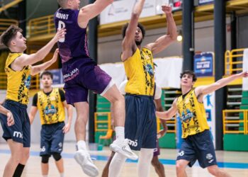 Derrota del Lujisa Guadalajara ante Baloncesto Talavera en un derbi marcado por un mal tercer cuarto