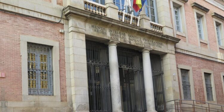 Castilla-La Mancha convoca 132.500€ en ayudas para planes municipales de protección civil: cómo solicitarlas