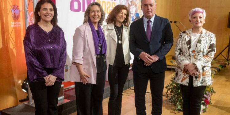 Ana Guarinos destaca a las mujeres valientes e independientes en el acto del Día de la Mujer en Guadalajara