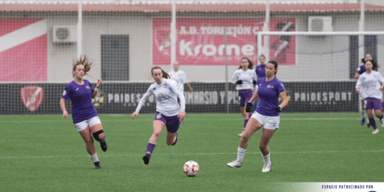 Deportivo Guadalajara Femenino Empata 1-1 Ante FútbolEllas CFF: Resiliencia y Trabajo en Equipo en Torrejón