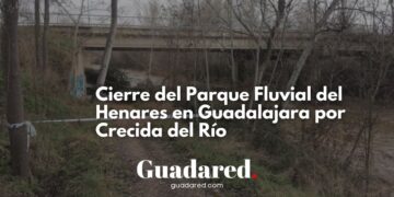 Cierre del parque fluvial del río Henares en Guadalajara por crecida del caudal tras las intensas lluvias