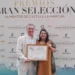 Javier Marigil, junto a su mujer, en la entrega de un premio Gran Selección