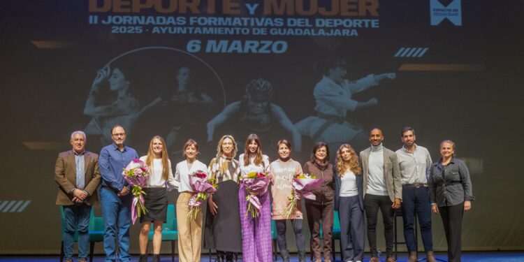 Éxito de la Jornada Deporte y Mujer en Guadalajara: Igualdad, Inclusión y Talento Femenino en el Teatro Buero Vallejo