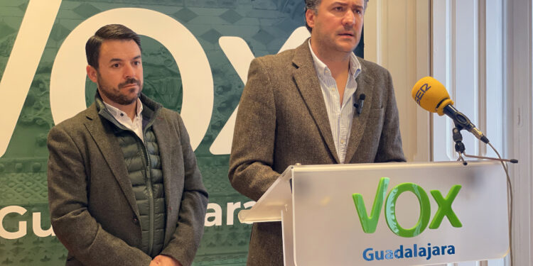 López Maraver impulsa una ofensiva de VOX para excluir al lobo del catálogo de especies protegidas en toda España