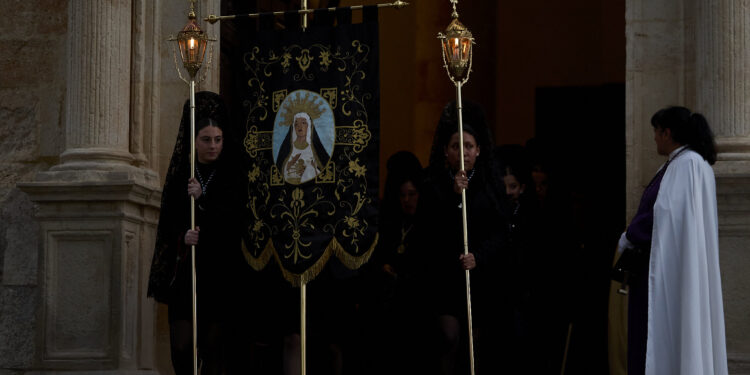 La procesión del Jueves Santo en Yunquera de Henares llena las calles de emoción, tradición y fervor religioso