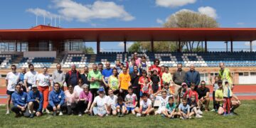 Cerca de 200 personas participan en la VIII Carrera del Agua ‘Por un Mar de Sonrisas’ en Guadalajara