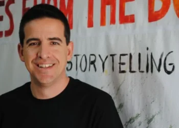 Día del Libro 2025: cuentacuentos bilingüe en Driebes y Yebra con Estibi Mínguez