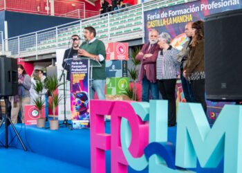 La III Feria de Formación Profesional y Artes Plásticas de Guadalajara muestra en Marchamalo toda la oferta educativa con más de 80 titulaciones