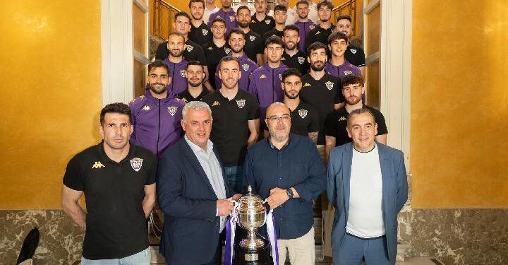 José Luis Vega felicita al CD Guadalajara por su ascenso y resalta su valor para el deporte en la provincia