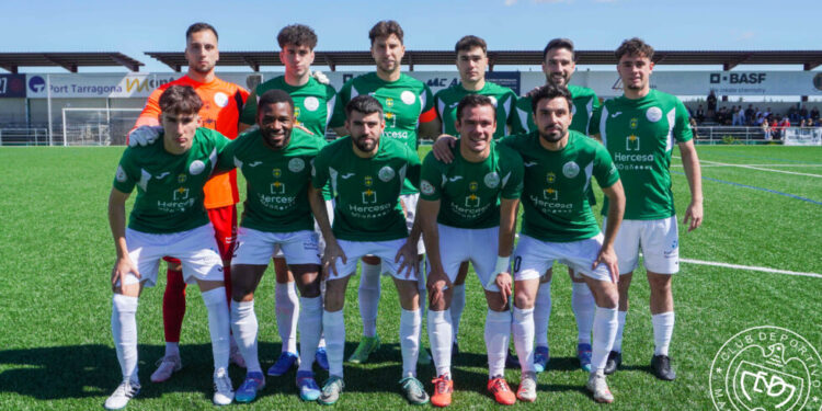 Garra, goles y orgullo gallardo: el Marchamalo se adueña del derbi ante el Azuqueca (3-1)