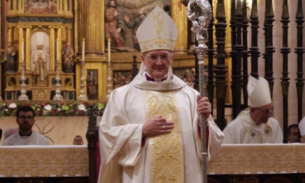 Monseñor Julián Ruiz Martorell, Pregonero de la Semana Santa 2025 en Guadalajara: Un Acto de Fe y Tradición