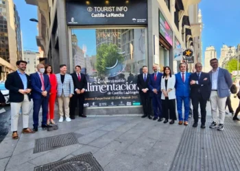 FERACAM muestra en Madrid la fuerza del sector agroalimentario manchego con el respaldo de Carlos Latre y las instituciones