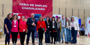 La Feria de Empleo de Cruz Roja supera los 800 asistentes y 3.800 entrevistas