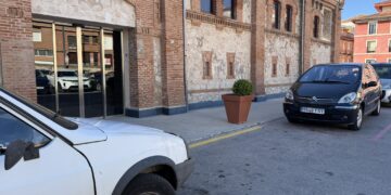 El aparcamiento del Mercado de Abastos cerrará temporalmente por las obras del nuevo recorrido de los encierros