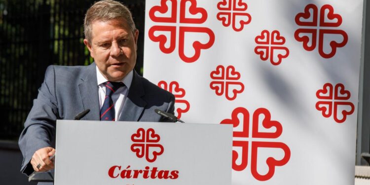 García-Page anuncia la aprobación de la Estrategia 2025-2030 contra el sinhogarismo en Castilla-La Mancha