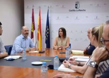 Castilla-La Mancha refuerza medidas contra el intrusismo en guías turísticos y anuncia pruebas de habilitación en septiembre