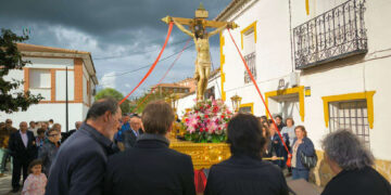 Cierre de las Fiestas de Mayo 2025 en Cabanillas con la segunda procesión del Cristo de la Expiración