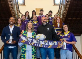La alcaldesa de Guadalajara apoya al Club de Rugby en su 30 aniversario con un convenio de 10.000 €
