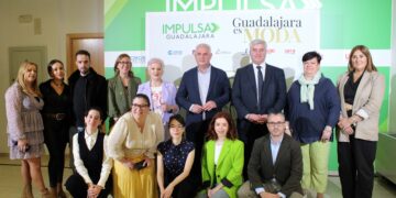 Tercera edición de Guadalajara Es Moda reúne a diseñadores locales y alumnos de la Escuela de Arte