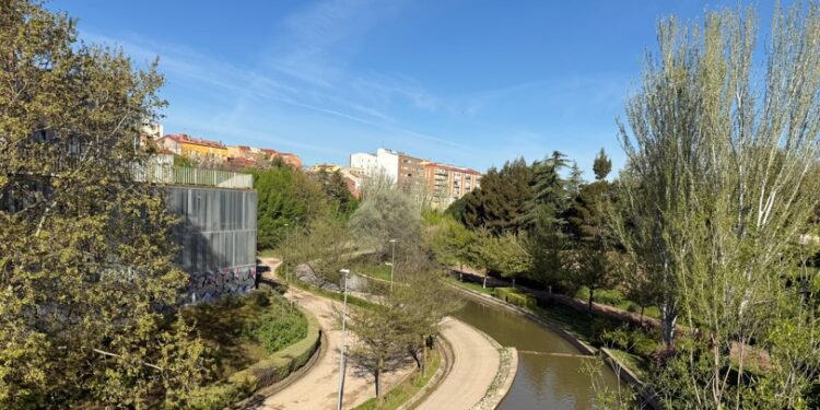 Guadalajara finaliza la rehabilitación de la lámina fluvial del barranco del Alamín tras una inversión de 850.000 euros