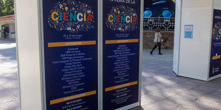 IV Feria de la Ciencia Guadalajara 2025: escolares exploran y crean en Parque de la Concordia