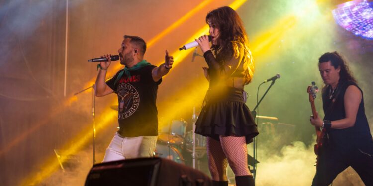 Marchamalo arranca sus Fiestas Patronales 2025 por todo lo alto: pregón multitudinario, desfile histórico de carrozas y una explosión de alegría vecinal