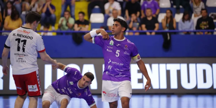 El IMPULSE BM Guadalajara logra un empate heroico en el Santamaría ante BM Nava