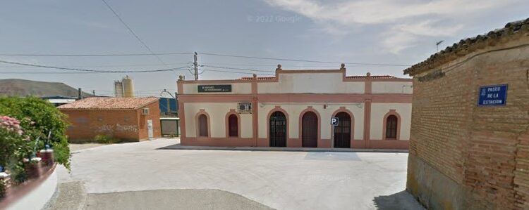 España moderniza vías para trenes de 750 metros