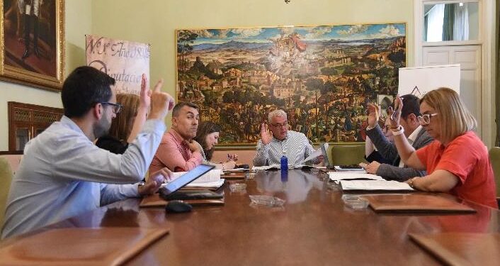 La Diputación de Guadalajara invierte 240.000 € en mejorar la carretera entre Casas de San Galindo y Valdearenas