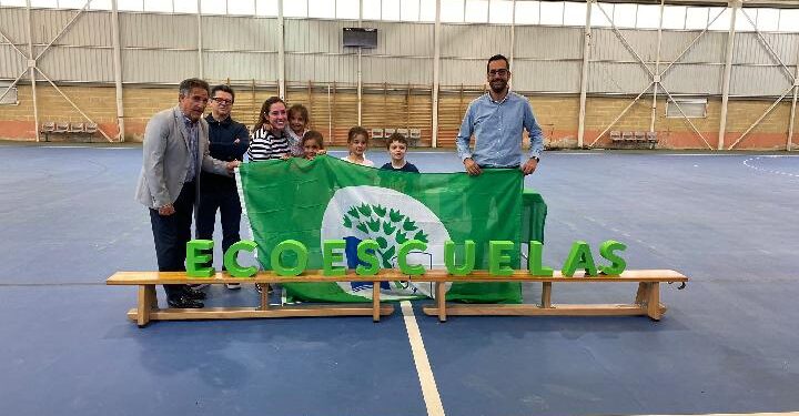 Trece centros educativos de Guadalajara reciben la Bandera Verde por su compromiso con la sostenibilidad