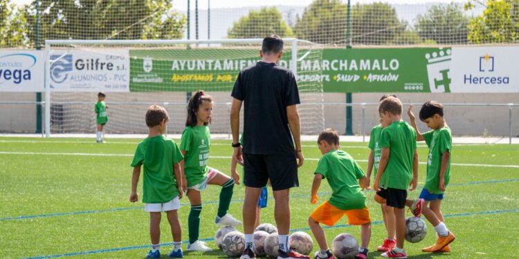 El CD Marchamalo inaugura su IX Campus de Verano con récord de participación y tres semanas de tecnificación