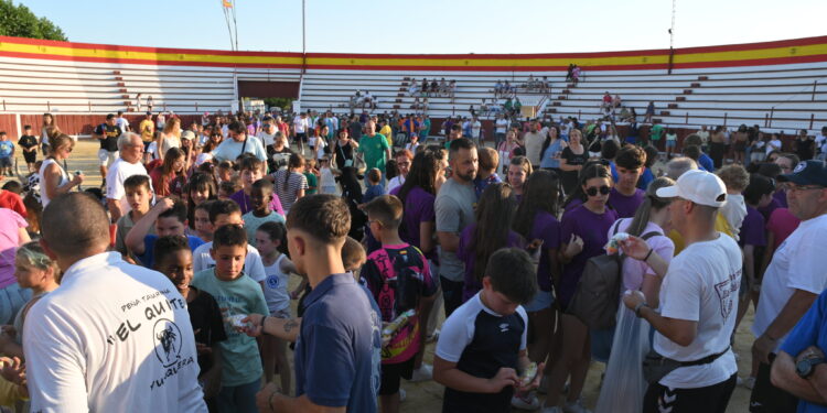 Diversión y tradición en el encierro de carretones de Yunquera de Henares 2025