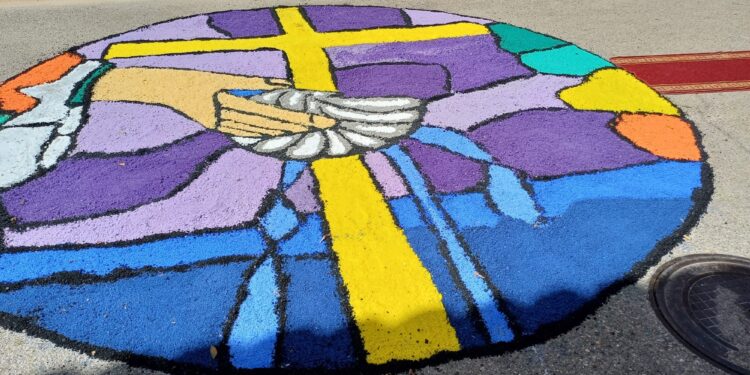 Corpus Christi 2025 en Albalate de Zorita: alfombras de sal, altares y devoción popular