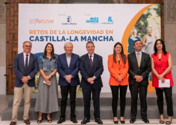 Castilla-La Mancha consolida su Estrategia contra la Soledad No Deseada como política pionera en personas mayores