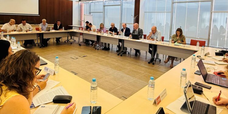 Convocatoria histórica de oposiciones SESCAM 2025: 5.381 plazas para empleo público sanitario en Castilla-La Mancha