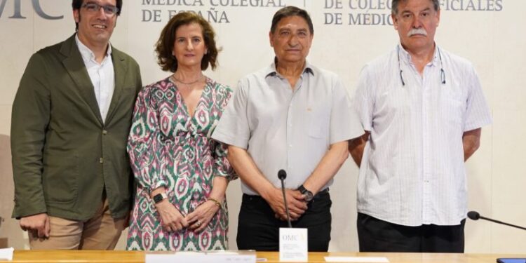 El 75% de los médicos de familia en España se siente desprotegido por la Administración