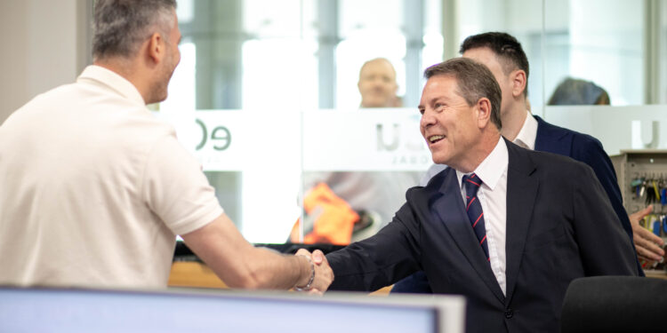 García-Page inaugura en Cabanillas la planta de reciclaje de cobre de eCu Global, clave para la industria de Castilla-La Mancha