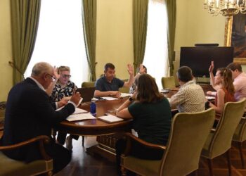 La Diputación de Guadalajara invierte 241.000 euros en renovar el pavimento y redes hidráulicas en dos calles de Brihuega