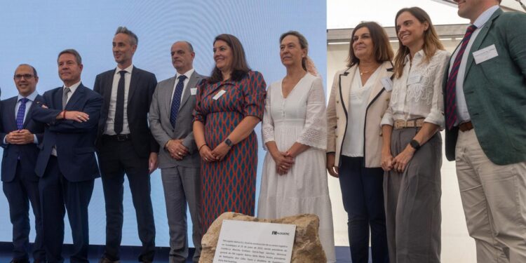 FM Logistic coloca la primera piedra de su nuevo centro logístico en Guadalajara