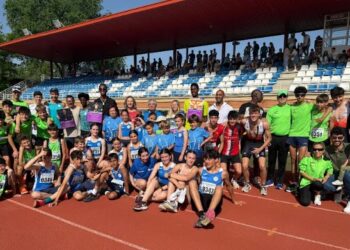 II Encuentro de Atletismo en Guadalajara reúne a más de 250 deportistas y homenajea a referentes del atletismo local