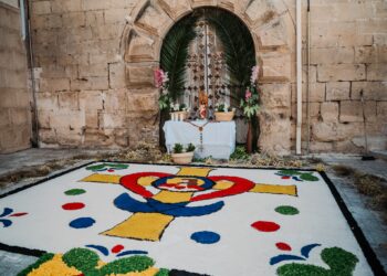 Corpus Christi 2025 en Almonacid de Zorita: tradición, arte efímero y emoción en Guadalajara