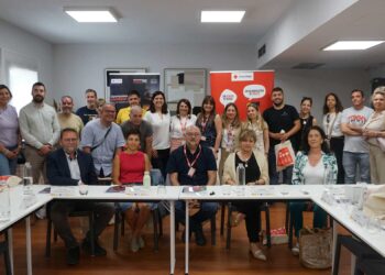 Mesa de diálogo de Cruz Roja Guadalajara con empresas hosteleras para impulsar el empleo y la formación profesional